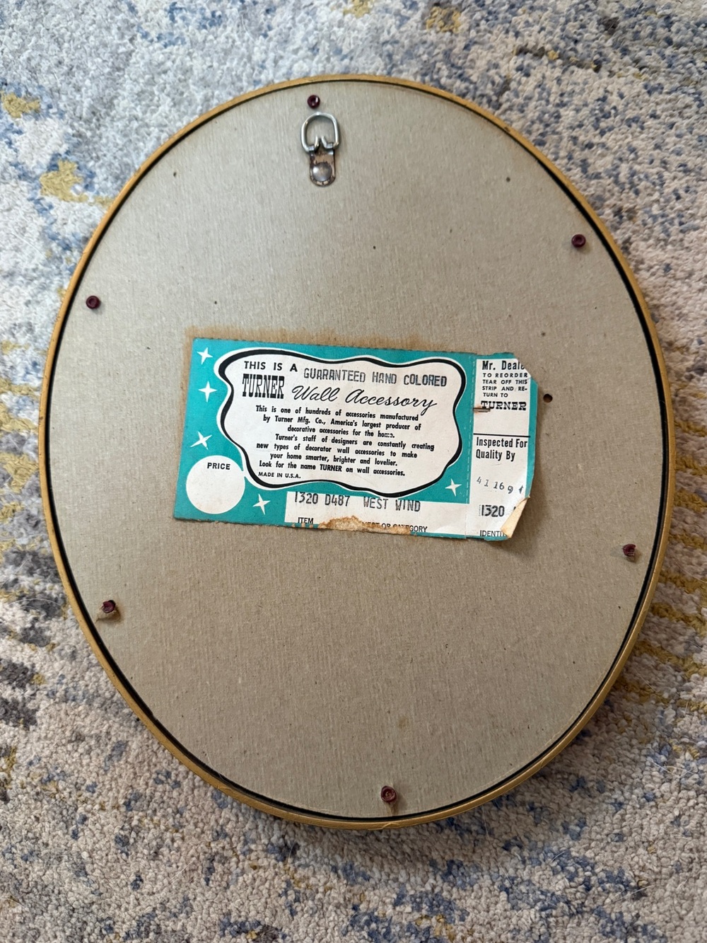 Vtg Turner West Wind Oval Wall Plaque Gold Frame Textured Burlap Mid Century MCM - Picture 2 of 2